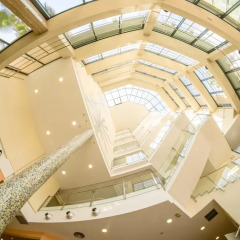 Отель California Palace спортивное сооружение