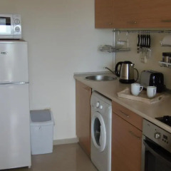 Апартаменты Sea View Apartment in New Line Village Свети Влас в номере