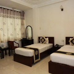 N.Y Kim Phuong Hotel 2* Улучшенный номер с 2 отдельными кроватями фото 2