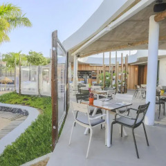 Отель Baobab Suites