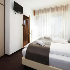 Hotel Raffl 3* Стандартный номер фото 7