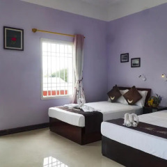 Отель The Moon Villa Hoi An 2* Стандартный семейный номер с различными типами кроватей фото 29