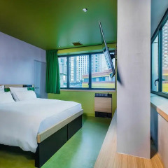 Отель Hôtel Yooma Urban Lodge 3* Стандартный семейный номер с различными типами кроватей фото 3
