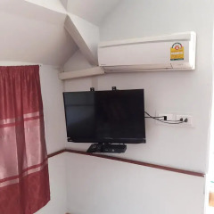 Отель De Coco House Sriracha 3* Бунгало Делюкс с различными типами кроватей фото 6