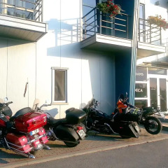 Unimars Hotel Riga парковка
