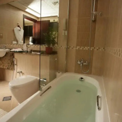 First Central Hotel Suites 4* Люкс с различными типами кроватей фото 15