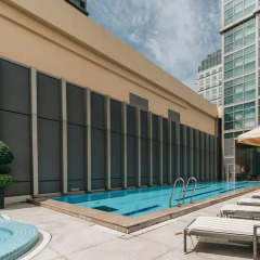 Отель InterContinental Residences Saigon бассейн