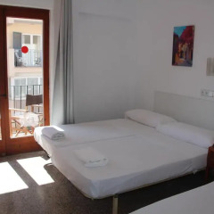 Отель Hostal Las Nieves Стандартный номер с различными типами кроватей фото 12