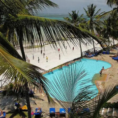 Отель Voyager Beach Resort бассейн фото 2