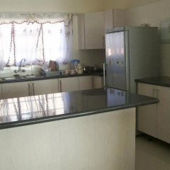 Отель The Gibeon Ville Self Catering Габороне в номере