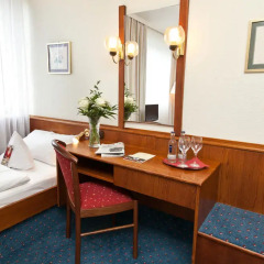 Novum Hotel Ravenna Berlin Steglitz 3* Стандартный номер с различными типами кроватей фото 3