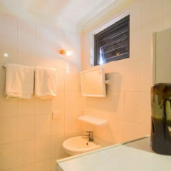 Отель Huraa East Inn 3* Стандартный номер с различными типами кроватей фото 17