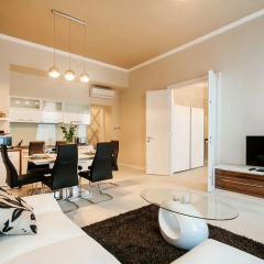 Апартаменты Parliment Luxury Apartment комната для гостей фото 5