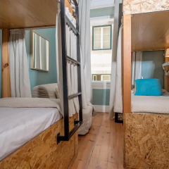 Passport Lisbon Hostel 2* Кровать в женском общем номере фото 18