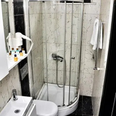 Monarch Hotel 3* Стандартный номер с различными типами кроватей фото 13