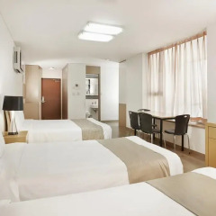 Отель Hyundai Residence Seoul 3* Стандартный семейный номер с двуспальной кроватью фото 3