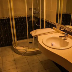 Отель Отельный комплекс Европейский Мариуполь ванная фото 2