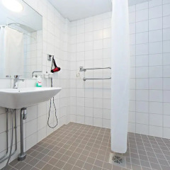 Отель Omena Hotel Yrjonkatu Финляндия, Хельсинки - 9 отзывов об отеле, цены и фото номеров - забронировать отель Omena Hotel Yrjonkatu онлайн ванная фото 3