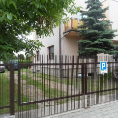 Отель Kwatery Pracownicze Mira Польша, Познань - отзывы, цены и фото номеров - забронировать отель Kwatery Pracownicze Mira онлайн парковка