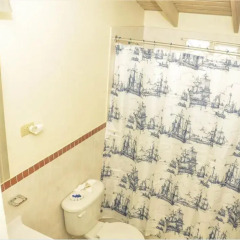 Отель Williams Guest House ванная