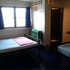 Отель Prasuri Guest House 3* Стандартный номер фото 2