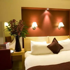 Отель Holiday Inn London - Kensington 4* Стандартный номер с различными типами кроватей фото 19