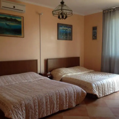 Отель Villa Gardenia Ureki 3* Стандартный семейный номер с двуспальной кроватью фото 8