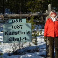 Отель Kerstins Chalet Bed & Breakfast спортивное сооружение
