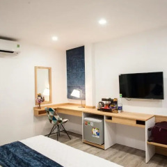Отель LaLuna Saigon 3* Номер Делюкс с различными типами кроватей фото 3