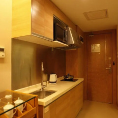 Landmark International Hotel Science City 4* Семейный номер Делюкс с двуспальной кроватью