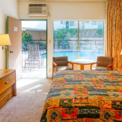 Отель Dunes Inn - Wilshire комната для гостей фото 2