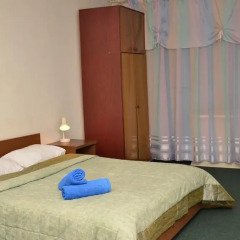 Mini Hotel Vesna Семейные номера Комфорт с двуспальной кроватью фото 4