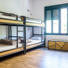 Отель Destil Hostel Албания, Тирана - отзывы, цены и фото номеров - забронировать отель Destil Hostel онлайн комната для гостей фото 4