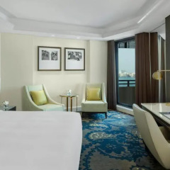 Radisson Blu Hotel, Dubai Deira Creek 5* Стандартный номер с разными типами кроватей