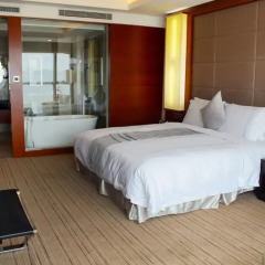 Grand Skylight International Hotel Shenzhen Guanlan Avenue 5* Люкс повышенной комфортности с различными типами кроватей фото 2