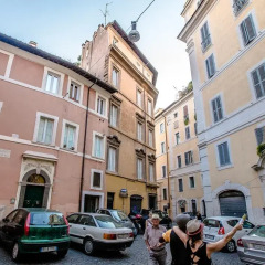 Апартаменты Trevi Halldis Apartments парковка