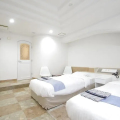 Hotel Imalle Yokohama Isezakicho - Hostel Номер Делюкс с 2 отдельными кроватями фото 7