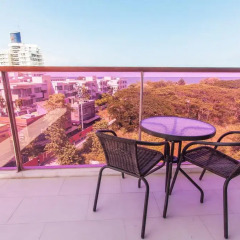 Отель Rocco Huahin Condominium Апартаменты с 2 отдельными кроватями фото 28