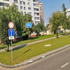Гостиница Kalinovskogo 63 Apt. парковка