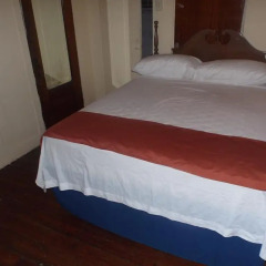 Отель Tropical Court Inn комната для гостей