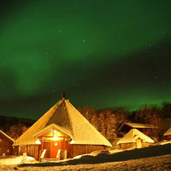 Отель Vestvatn - Arctic Cabins бассейн