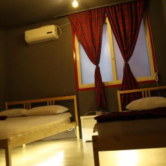 Mr.Comma Guesthouse - Hostel Стандартный номер с 2 отдельными кроватями (общая ванная комната)