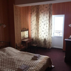 Golden Lion Hotel комната для гостей