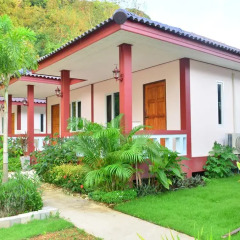 Отель Selamat Lanta Resort 2* Стандартный номер с различными типами кроватей фото 2