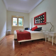 Апартаменты StayIN Oporto Musica Guest Apartment Стандартный номер двуспальная кровать (общая ванная комната) фото 28