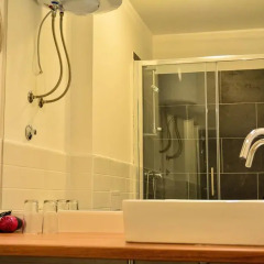 Отель Golden B&B 3* Номер Делюкс с 2 отдельными кроватями фото 8