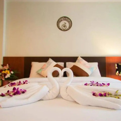 Отель Deva Suites Patong 3* Номер Эконом с двуспальной кроватью фото 4