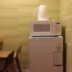 Отель High Street Guest House Hongdae 2* Стандартный семейный номер с двуспальной кроватью фото 7