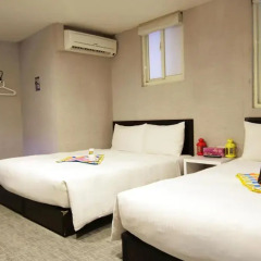 Отель Ximen Taipei DreamHouse 2* Стандартный семейный номер с различными типами кроватей фото 5