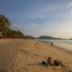 Отель Magnific Guesthouse Patong пляж фото 2